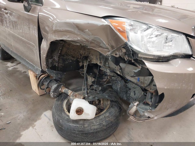 Subaru Forester 2.5i Limited 2014 JF2SJAHC0EH509123 Image 6
