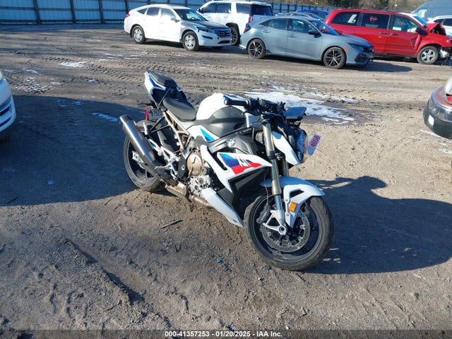 2022 BMW S 1000 WB10E5309N6E37946