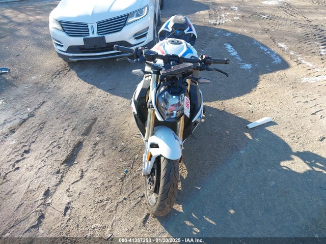 2022 BMW S 1000 WB10E5309N6E37946 Photo 4