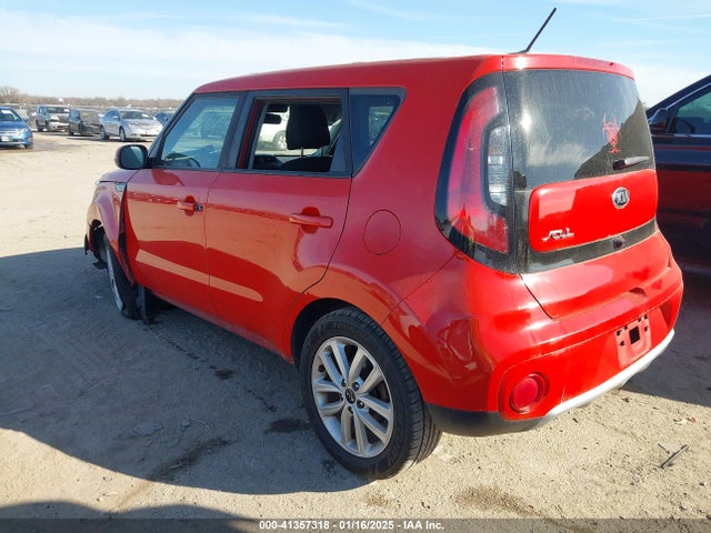 KIA SOUL + 2018 KNDJP3A55J7608245 Image 3