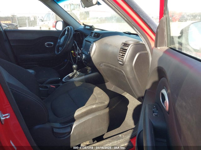 KIA SOUL + 2018 KNDJP3A55J7608245 Image 5