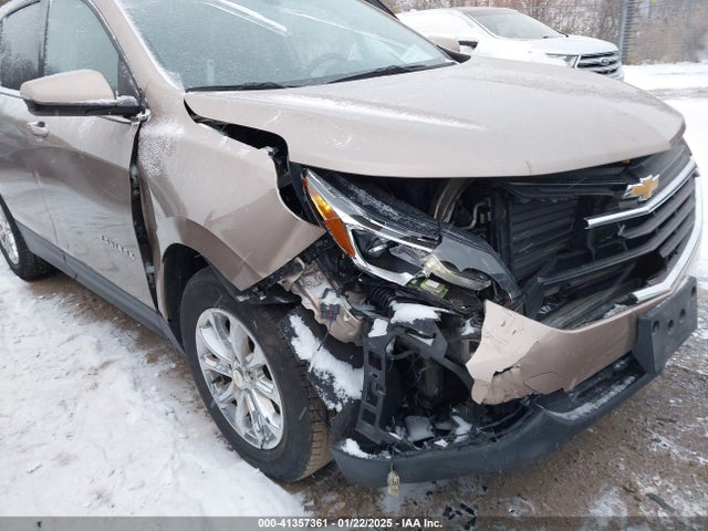 2GNAXSEV6J6331245 Chevrolet EQUINOX LT