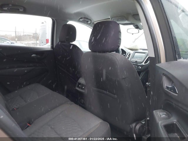 2GNAXSEV6J6331245 Chevrolet EQUINOX LT