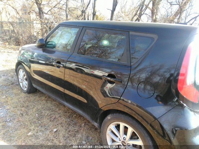 KIA SOUL + 2018 KNDJP3A52J7530068 Image 13