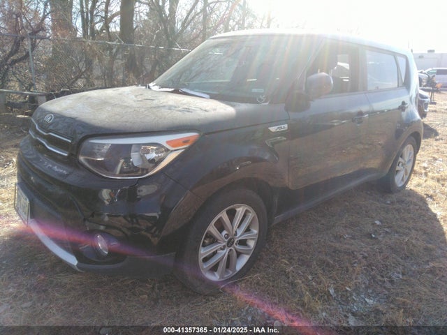 KIA SOUL + 2018 KNDJP3A52J7530068 Image 2