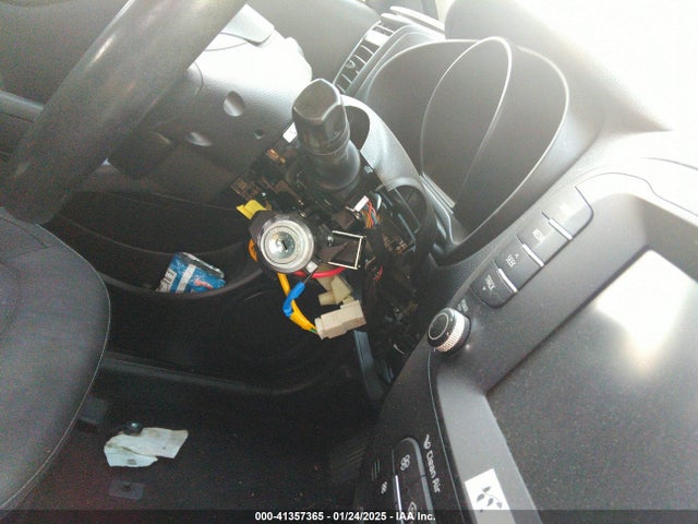 KIA SOUL + 2018 KNDJP3A52J7530068 Image 6