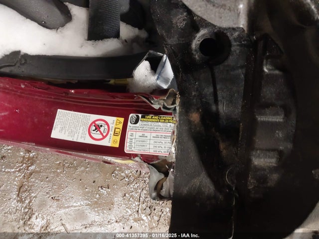 4T1B11HK0JU665147 Toyota CAMRY LE