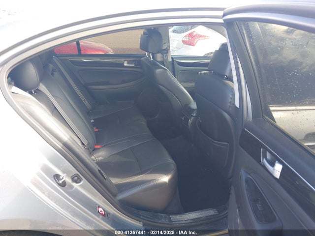 Hyundai Genesis 3.8 2014 KMHGC4DD0EU263675 Image 8