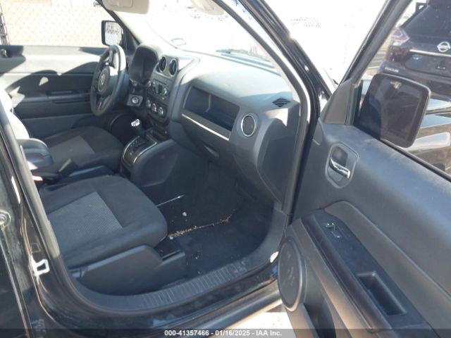1C4NJPBA9ED803164 Jeep Patriot Altitude
