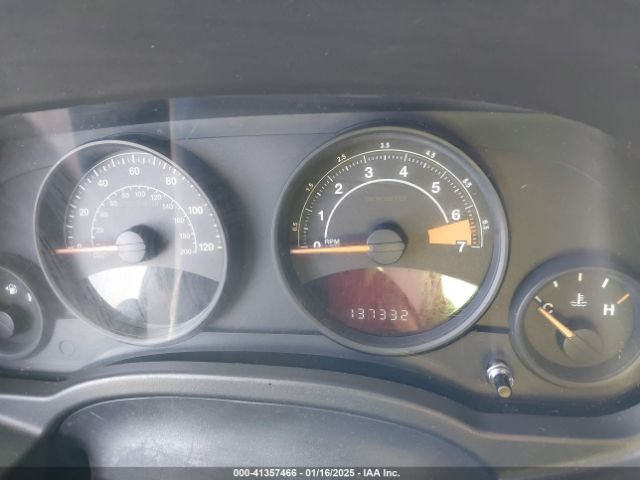 1C4NJPBA9ED803164 Jeep Patriot Altitude