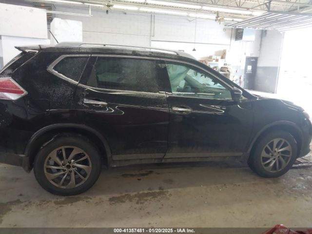 5N1AT2MVXFC865218 Nissan Rogue Sl