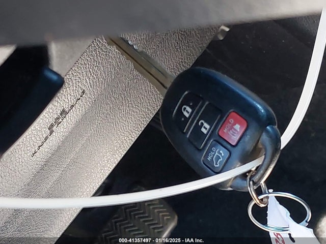 Toyota Rav4 Xle 2017 2T3WFREV8HW347794 Image 11