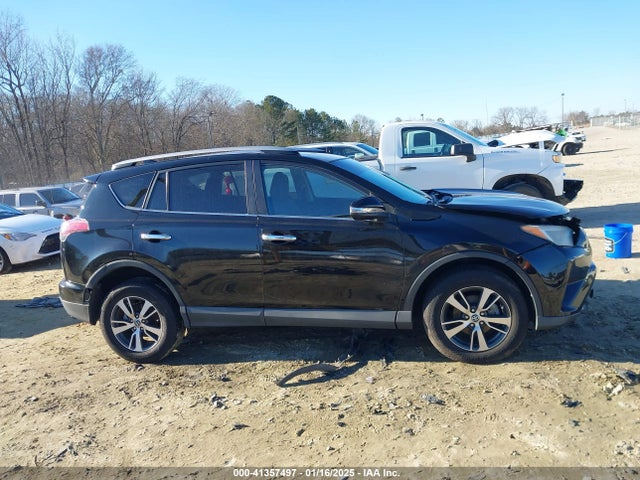 Toyota Rav4 Xle 2017 2T3WFREV8HW347794 Image 13