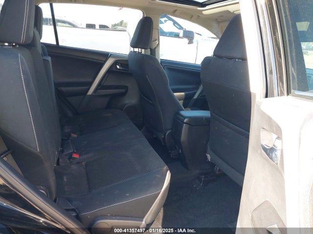 Toyota Rav4 Xle 2017 2T3WFREV8HW347794 Image 8