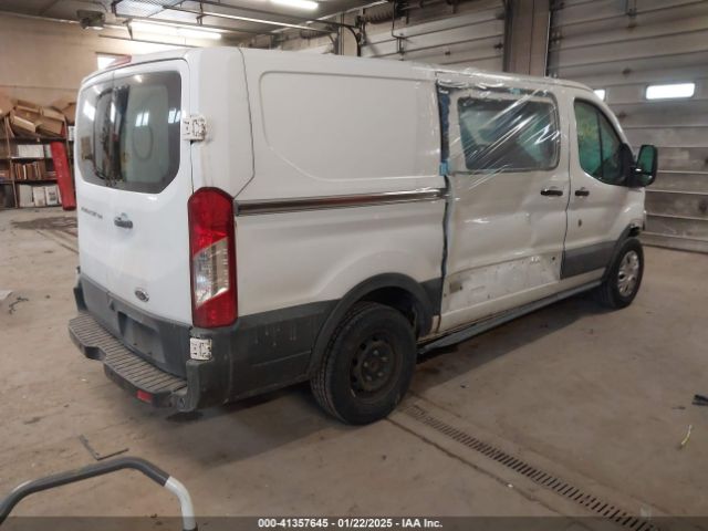 1FTYE1YM1GKB30742 Ford Transit-150