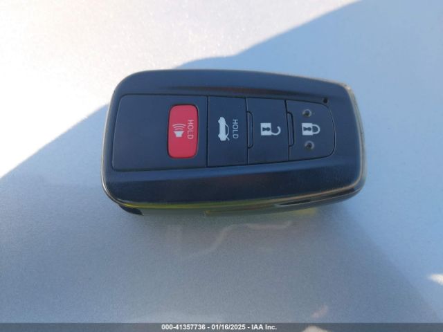 4T1H31AK1RU078823 Toyota Camry Hybrid Le