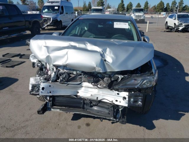 4T1H31AK1RU078823 Toyota Camry Hybrid Le