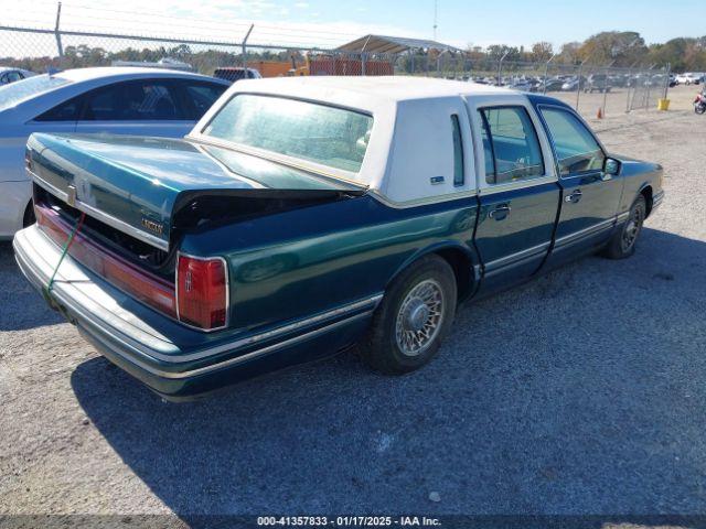1993 LINCOLN TOWN CAR 1LNLM82W3PY716738 Photo 3