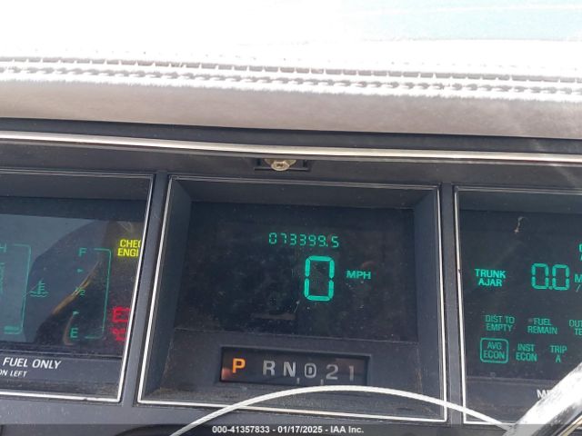 1993 LINCOLN TOWN CAR 1LNLM82W3PY716738 Photo 6