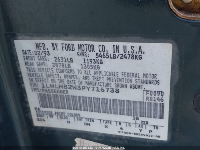 1993 LINCOLN TOWN CAR 1LNLM82W3PY716738 Photo 8