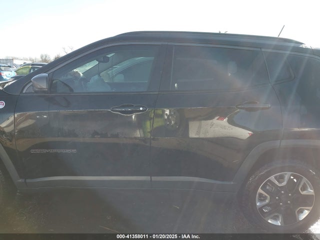 Jeep Compass Trailhawk 4x4 2018 3C4NJDDBXJT130569 Image 14