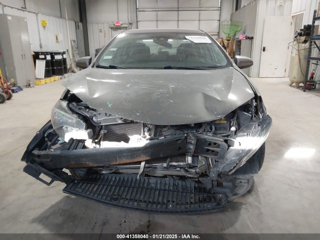 2T1BURHE3JC036760 Toyota COROLLA LE
