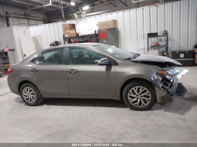 2T1BURHE3JC036760 Toyota COROLLA LE