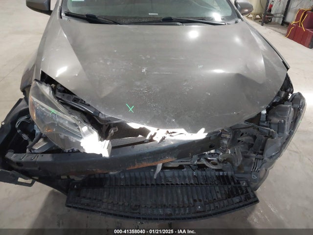 2T1BURHE3JC036760 Toyota COROLLA LE