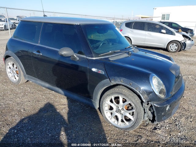 2006 MINI COOPER S WMWRE33516TL21616 Photo 0