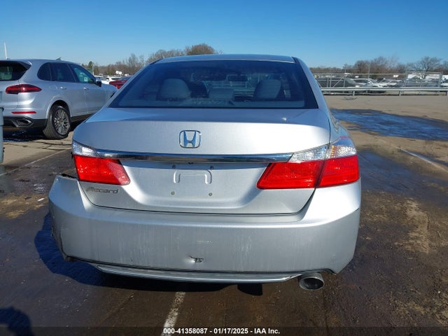 Honda ACCORD LX 2015 1HGCR2F35FA028512 Image 16