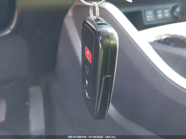 5TDKARAH7PS525479 Toyota Highlander Hybrid Xle