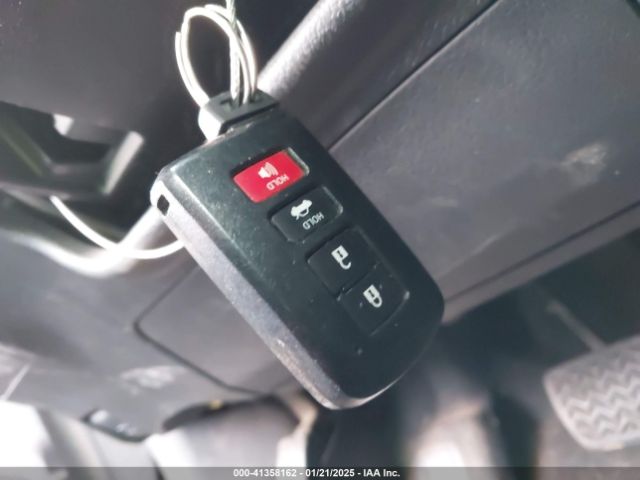 4T1BD1FK8FU157171 Toyota Camry Hybrid Xle