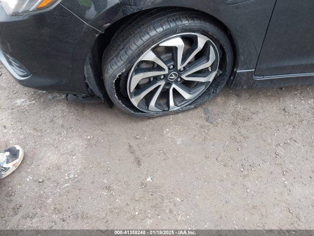 19UDE2F45JA001084 Acura Ilx Special Edition