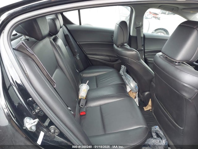 19UDE2F45JA001084 Acura Ilx Special Edition