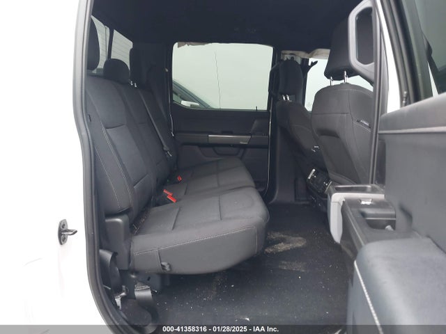 Ford F-150 Xlt 2023 1FTEW1CP2PKG24142 Image 8