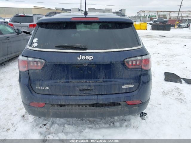 3C4NJDBB6KT683627 Jeep Compass Latitude 4x4