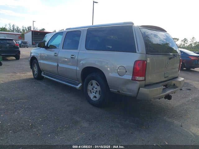 2004 CADILLAC ESCALADE ESV 3GYFK66NX4G203645 Photo 2