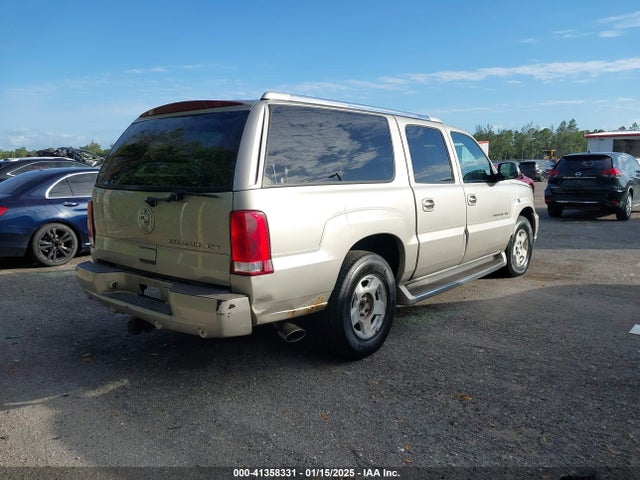 2004 CADILLAC ESCALADE ESV 3GYFK66NX4G203645 Photo 3