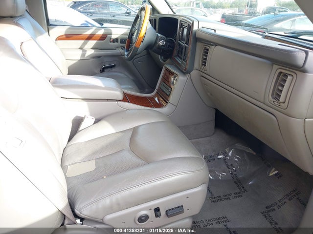 2004 CADILLAC ESCALADE ESV 3GYFK66NX4G203645 Photo 4