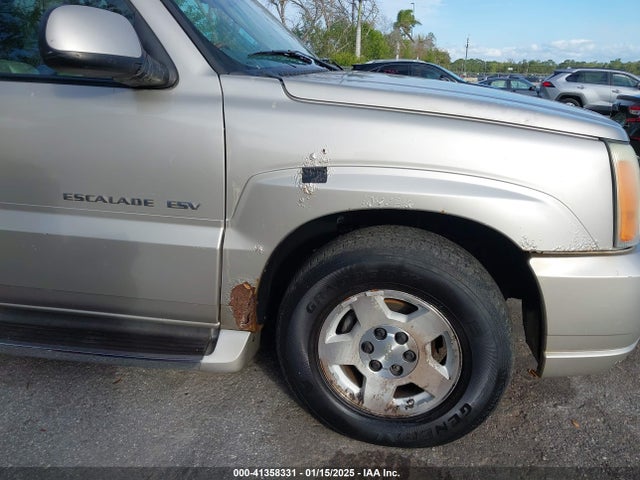 2004 CADILLAC ESCALADE ESV 3GYFK66NX4G203645 Photo 5