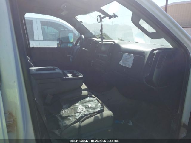 1GC1CUEGXJF211312 Chevrolet Silverado 2500hd Wt