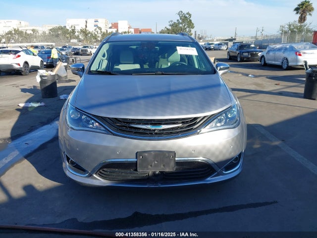 2C4RC1N70JR124688 Chrysler Pacifica Hybrid Limited