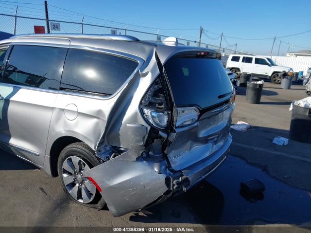 2018 CHRYSLER PACIFICA HYBRID 2C4RC1N70JR124688 Photo 5