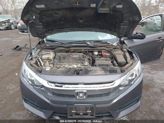 Honda CIVIC EX 2018 2HGFC2F77JH580802 Image 10