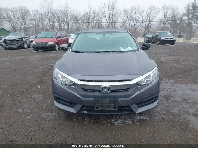 Honda CIVIC EX 2018 2HGFC2F77JH580802 Image 13