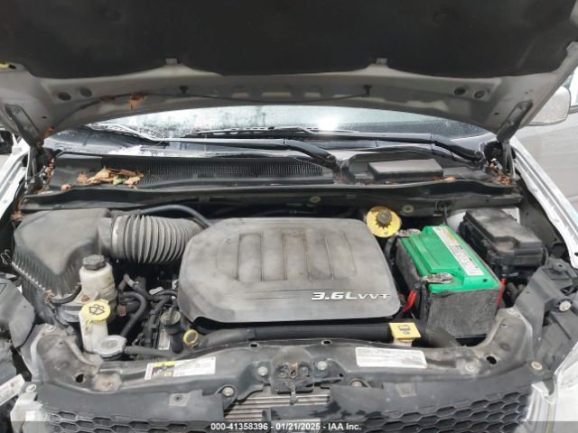 2C4RDGCG3GR250443 Dodge Grand Caravan Sxt