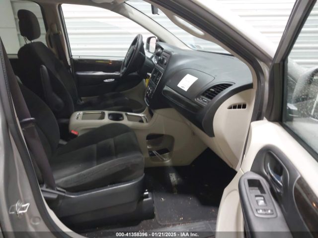 2C4RDGCG3GR250443 Dodge Grand Caravan Sxt