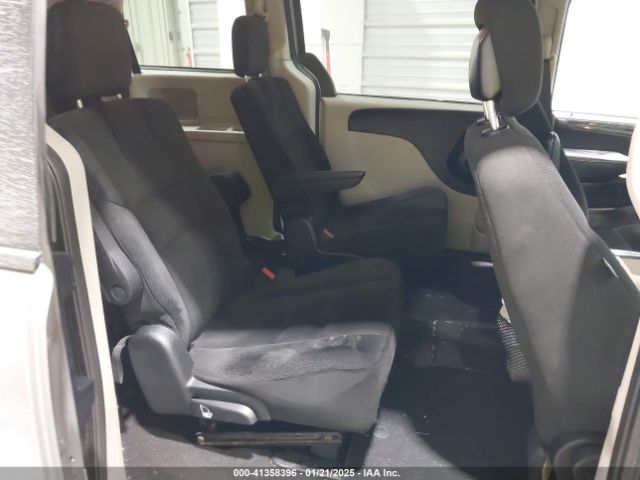 2C4RDGCG3GR250443 Dodge Grand Caravan Sxt