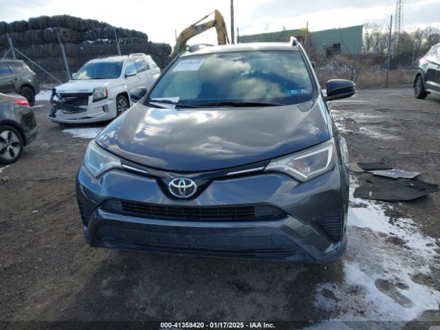JTMZFREV8GJ084734 Toyota RAV4 LE