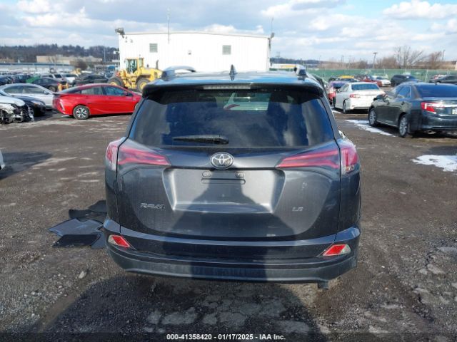 JTMZFREV8GJ084734 Toyota RAV4 LE